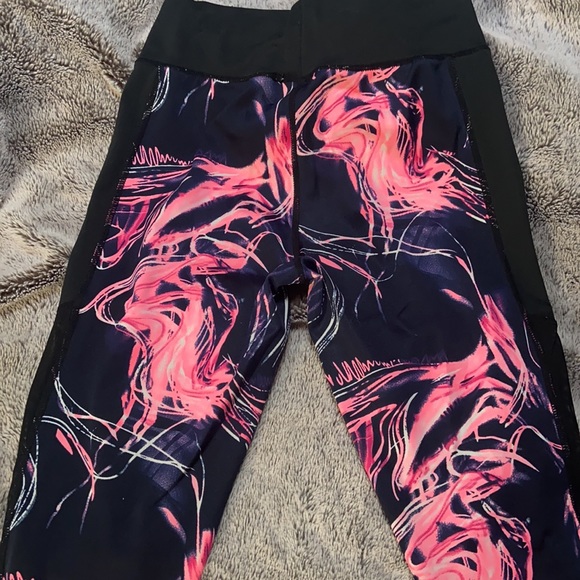 Black and Pink Marble Swirl Mesh Legging - Picture 3 of 5